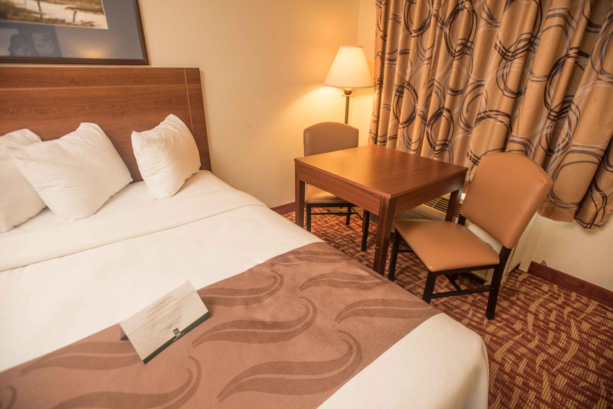 Quality Inn At Town Center Beaufort Kültér fotó