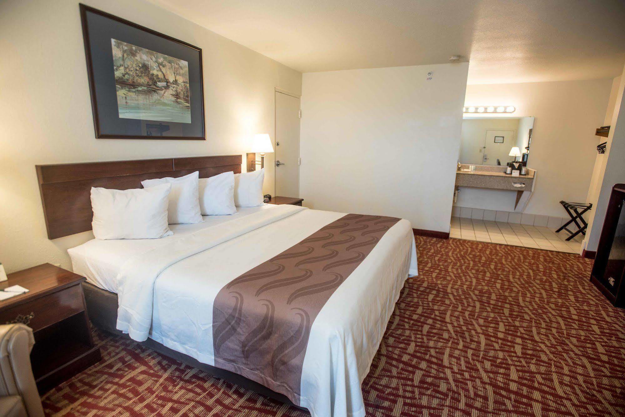 Quality Inn At Town Center Beaufort Kültér fotó